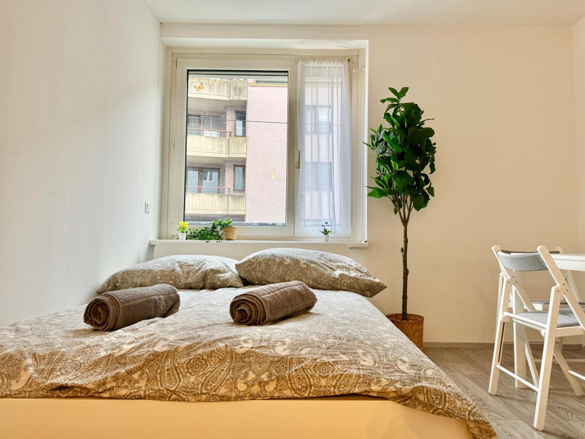 Stylish Schoenbrunn Apartments - Free Underground Parking Viena Exterior foto