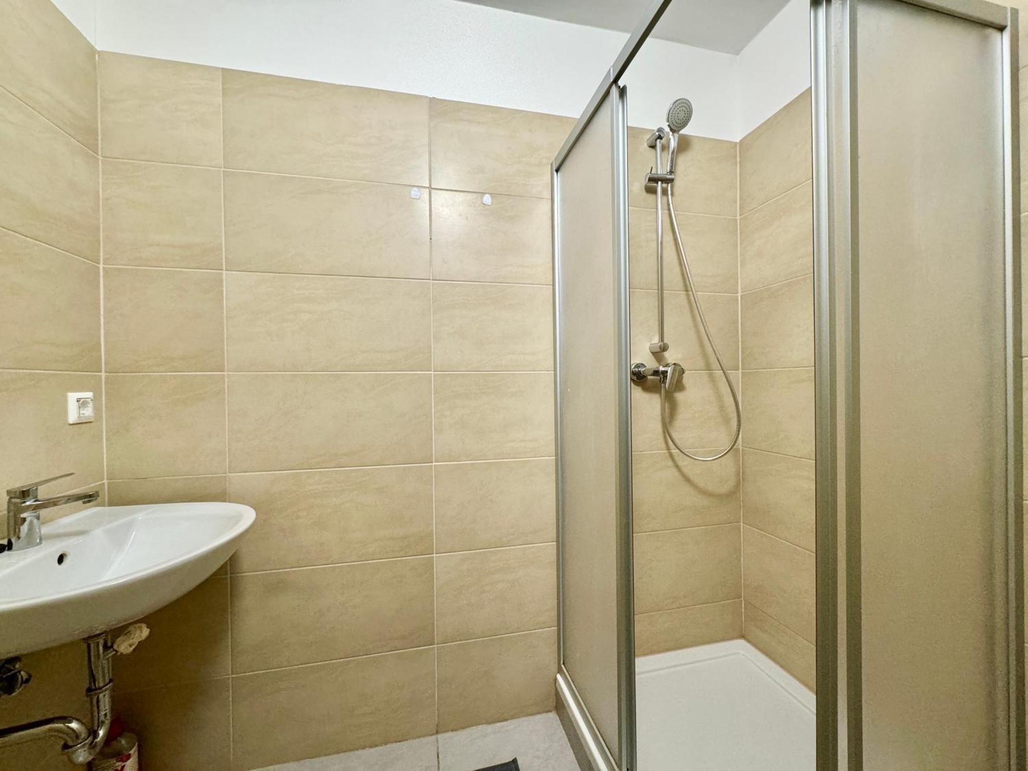 Stylish Schoenbrunn Apartments - Free Underground Parking Viena Exterior foto